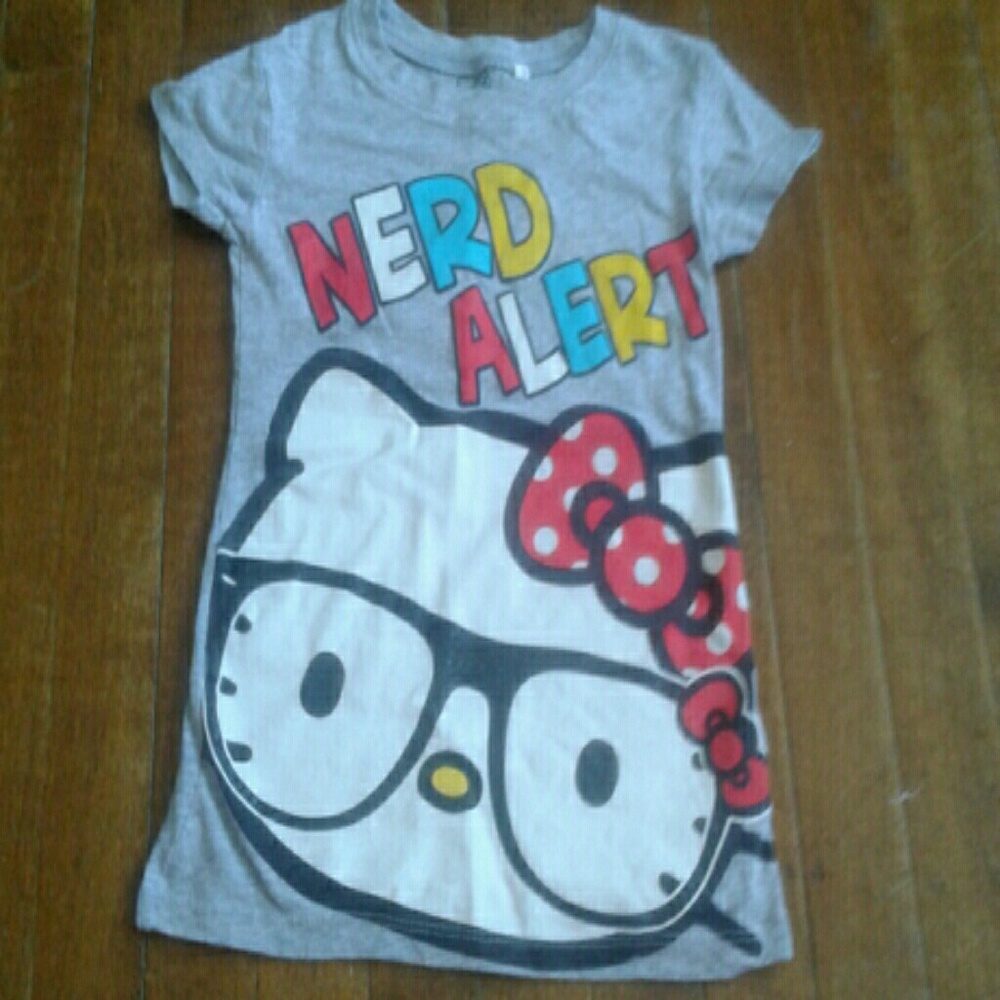 Hello kitty "Nerd Alert" shirt